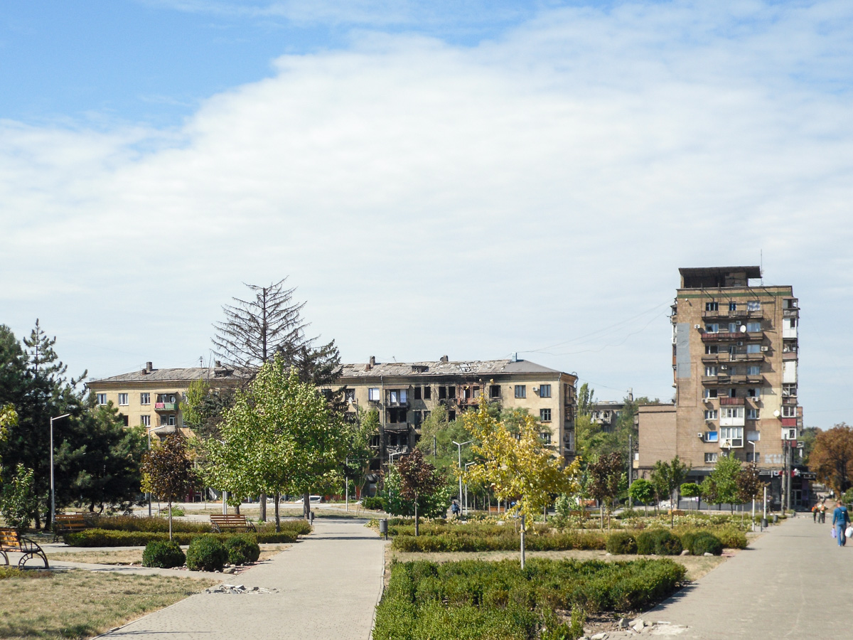 Мариуполь, Улица Казанцева, 22А; Проспект Мира, 72