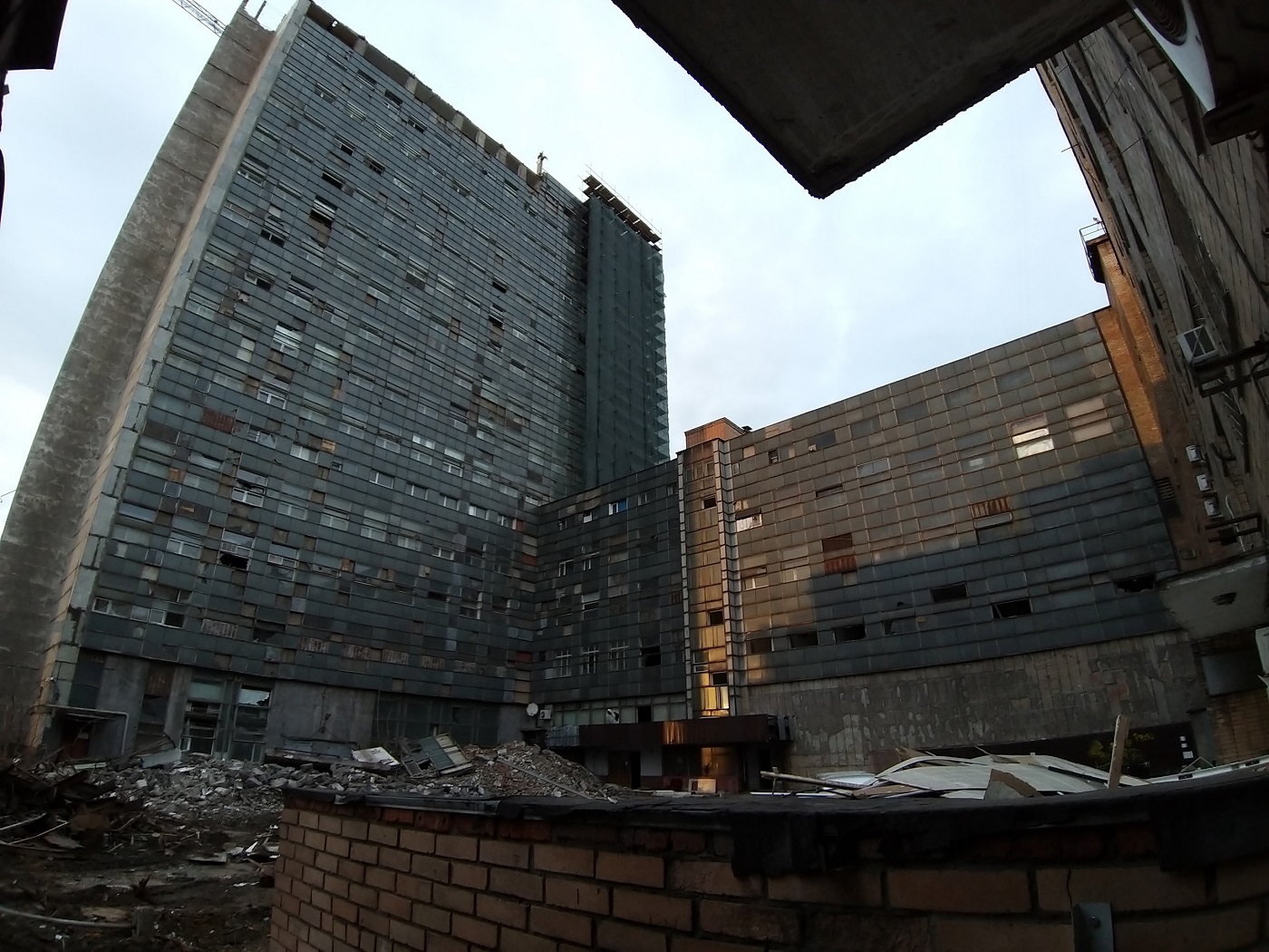 Москва, 1-я улица Бухвостова, 12 / Краснобогатырская улица, 11 корп. 53