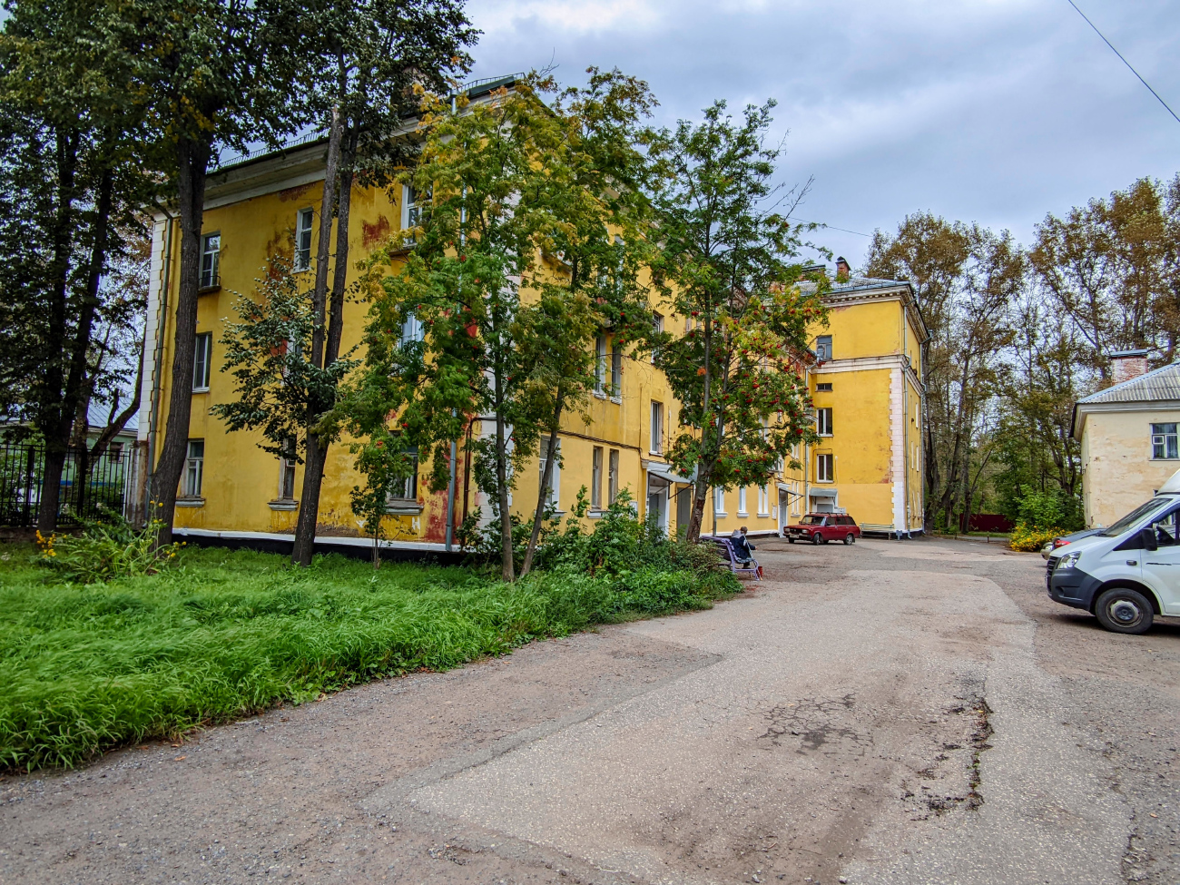 Глазов, Советская улица, 1