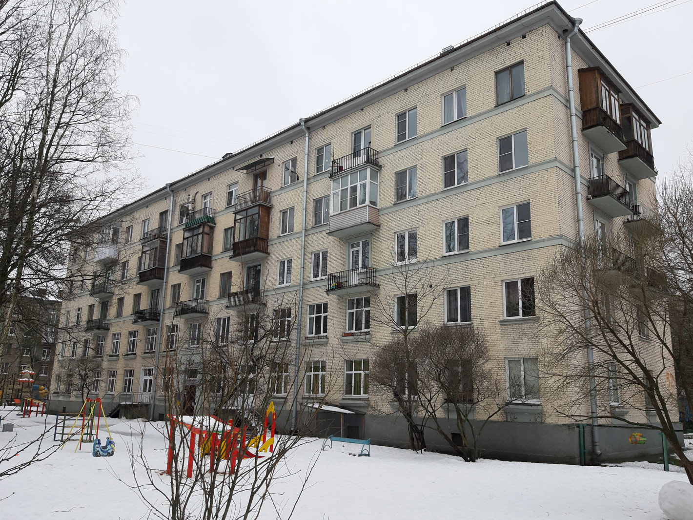 Санкт-Петербург, Варшавская улица, 52
