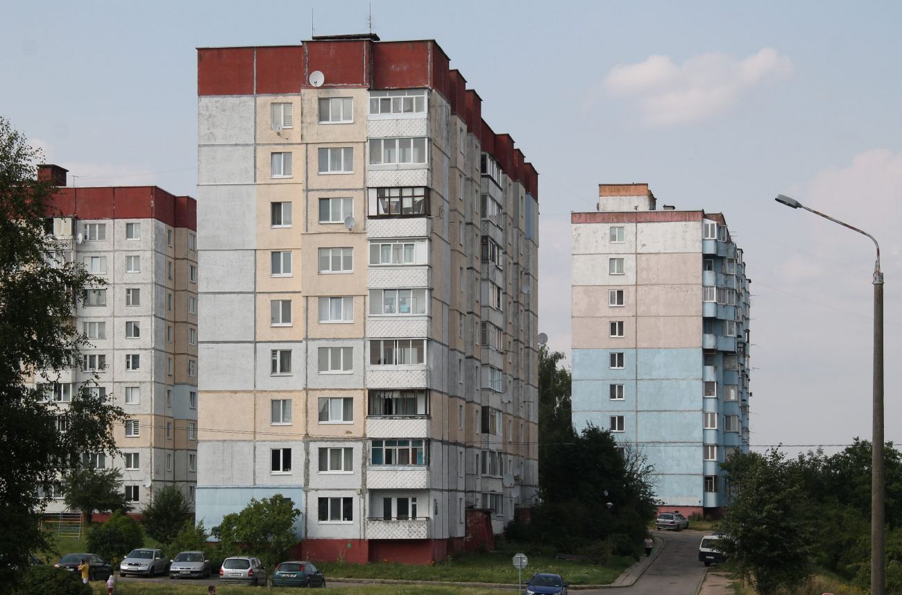 Гатово, Металлургическая улица, 11; Металлургическая улица, 8