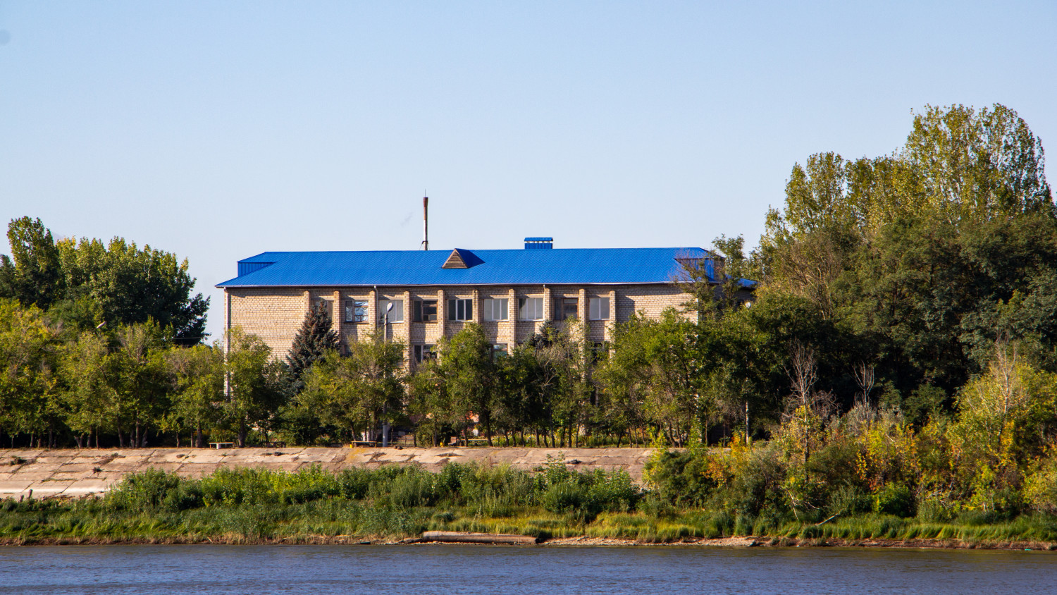 Нариманов, Береговая улица, 30