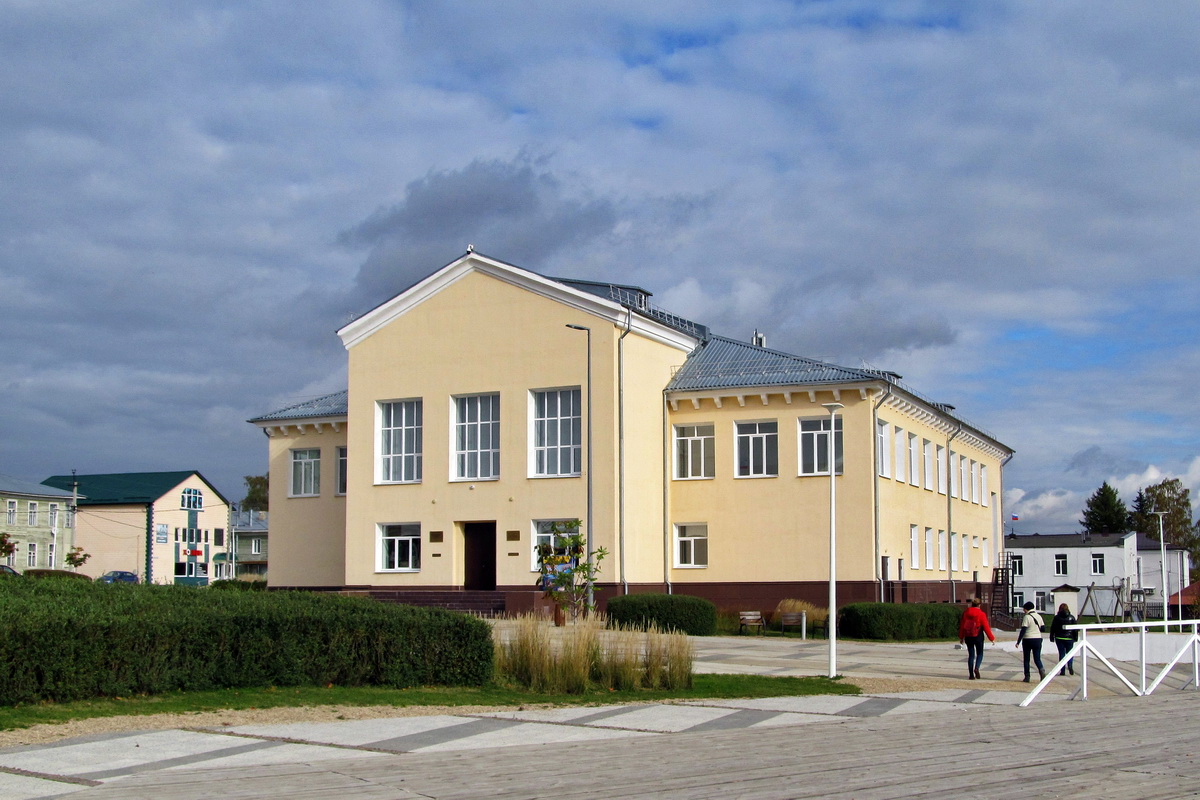 Гаврилов Посад, Советская площадь, 9