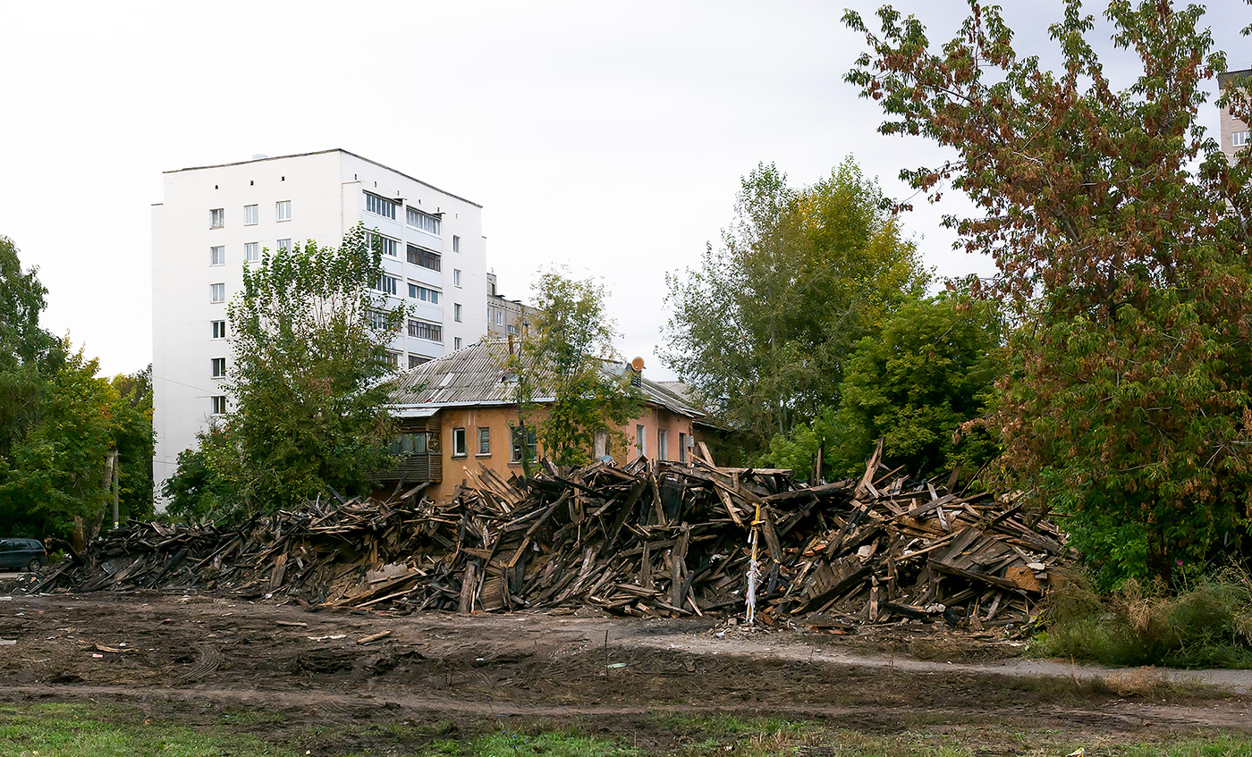 Уфа, Улица Серго Орджоникидзе, 26/2; Улица Суворова, 16; Уссурийская улица, 27