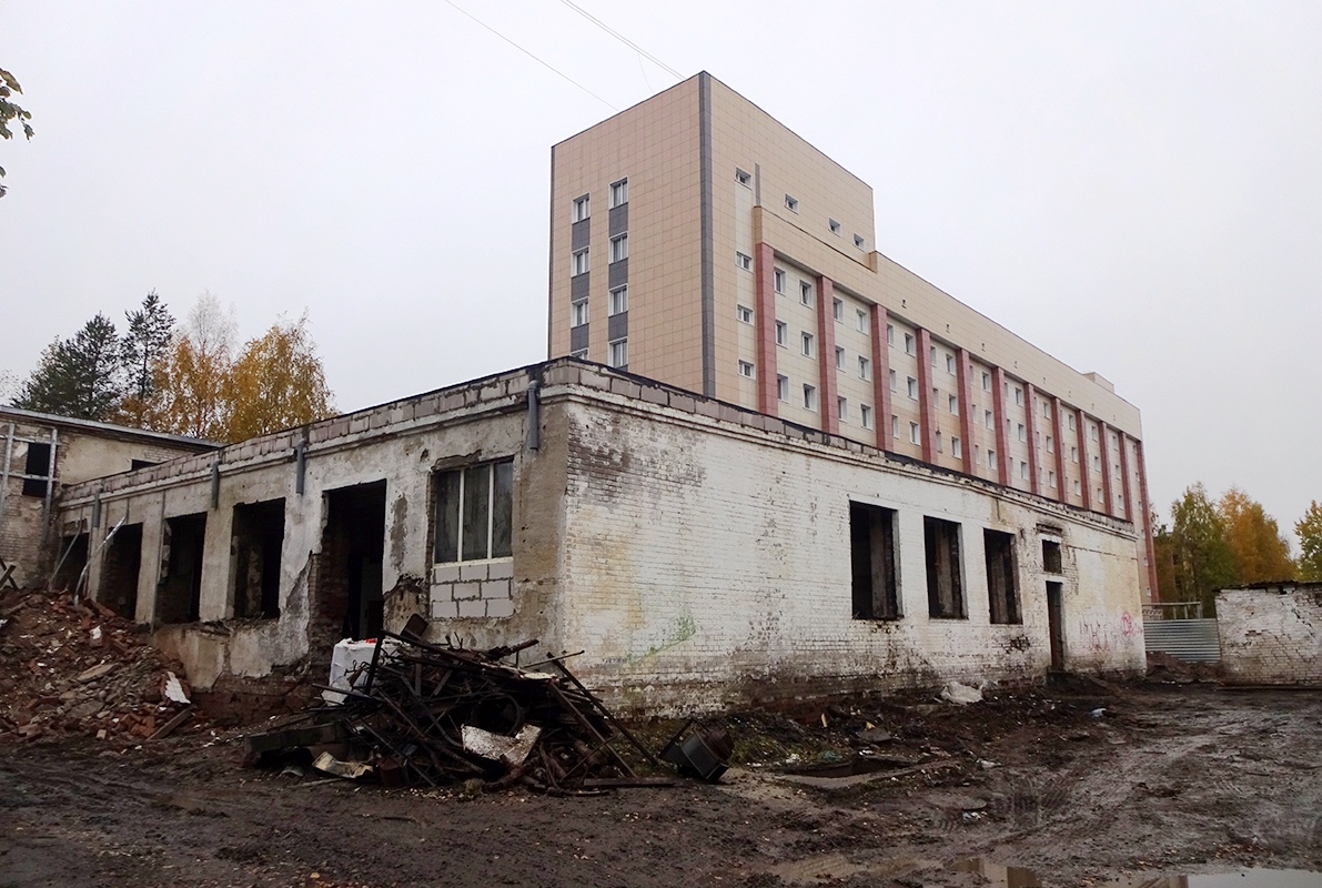 Мирный, Улица Ленина, 69