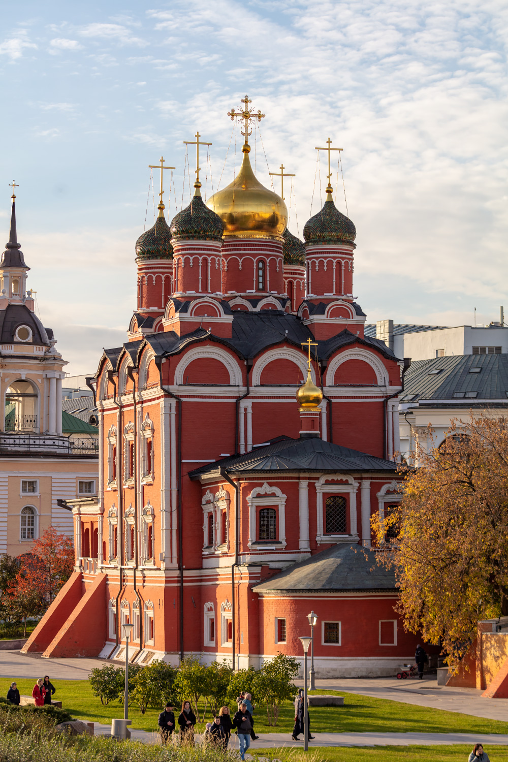 Москва, Улица Варварка, 8 стр. 1