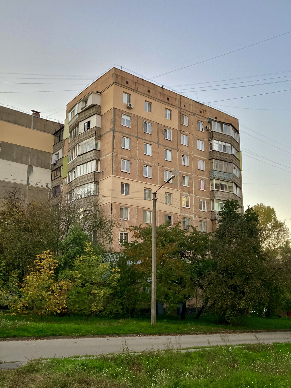 Полтава, Улица Героев Сталинграда, 24 корп. 1