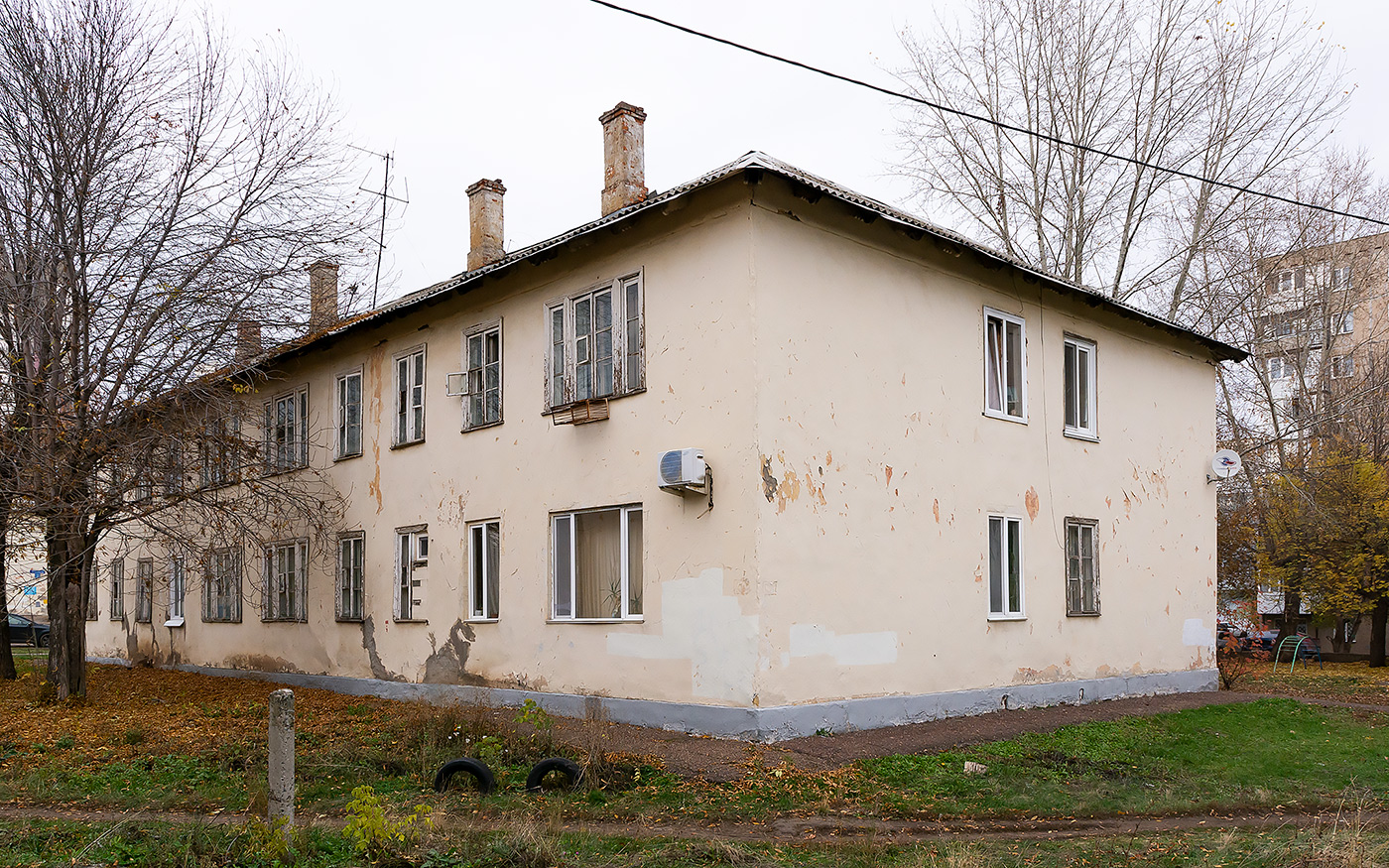 Уфа, Улица Богдана Хмельницкого, 20 / Уссурийская улица, 34