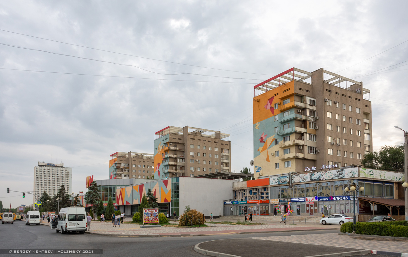 Волжский, Проспект Ленина, 82; Проспект Ленина, 84; Проспект Ленина, 86; Сталинградская улица, 8