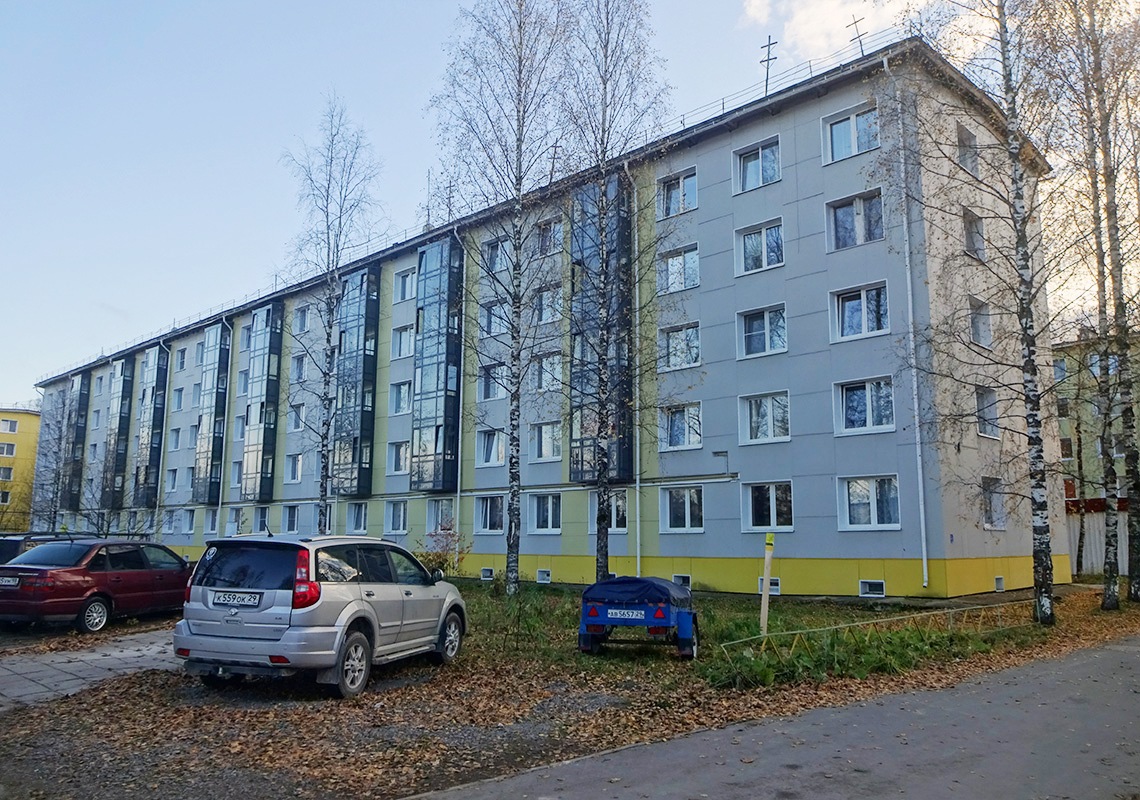 Мирный, Улица Ломоносова, 24