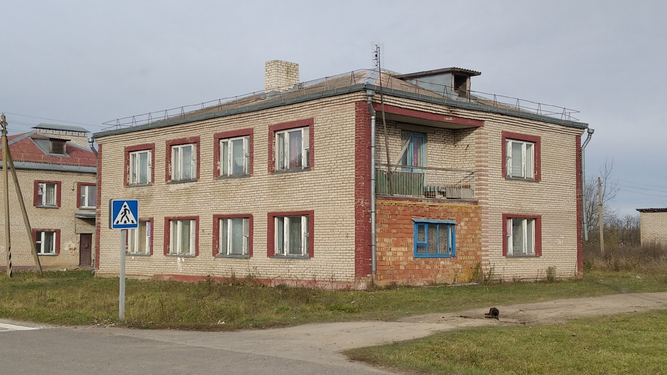 Еремеевщина, Школьная улица, 4