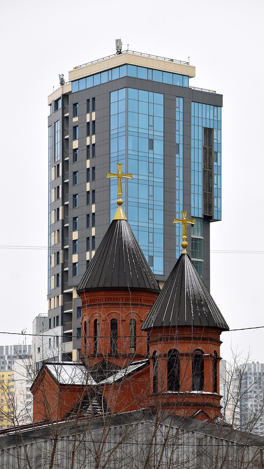 Пермь, Шоссе Космонавтов, 46; Вильвенская улица, 2