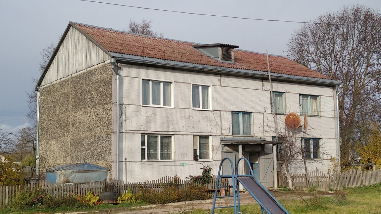 Еремеевщина, Школьная улица, 9