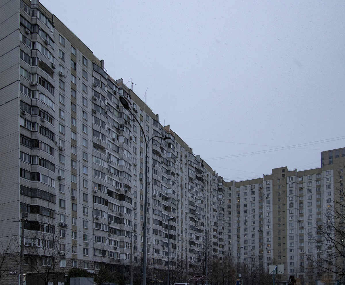 Москва, Зеленоградская улица, 17