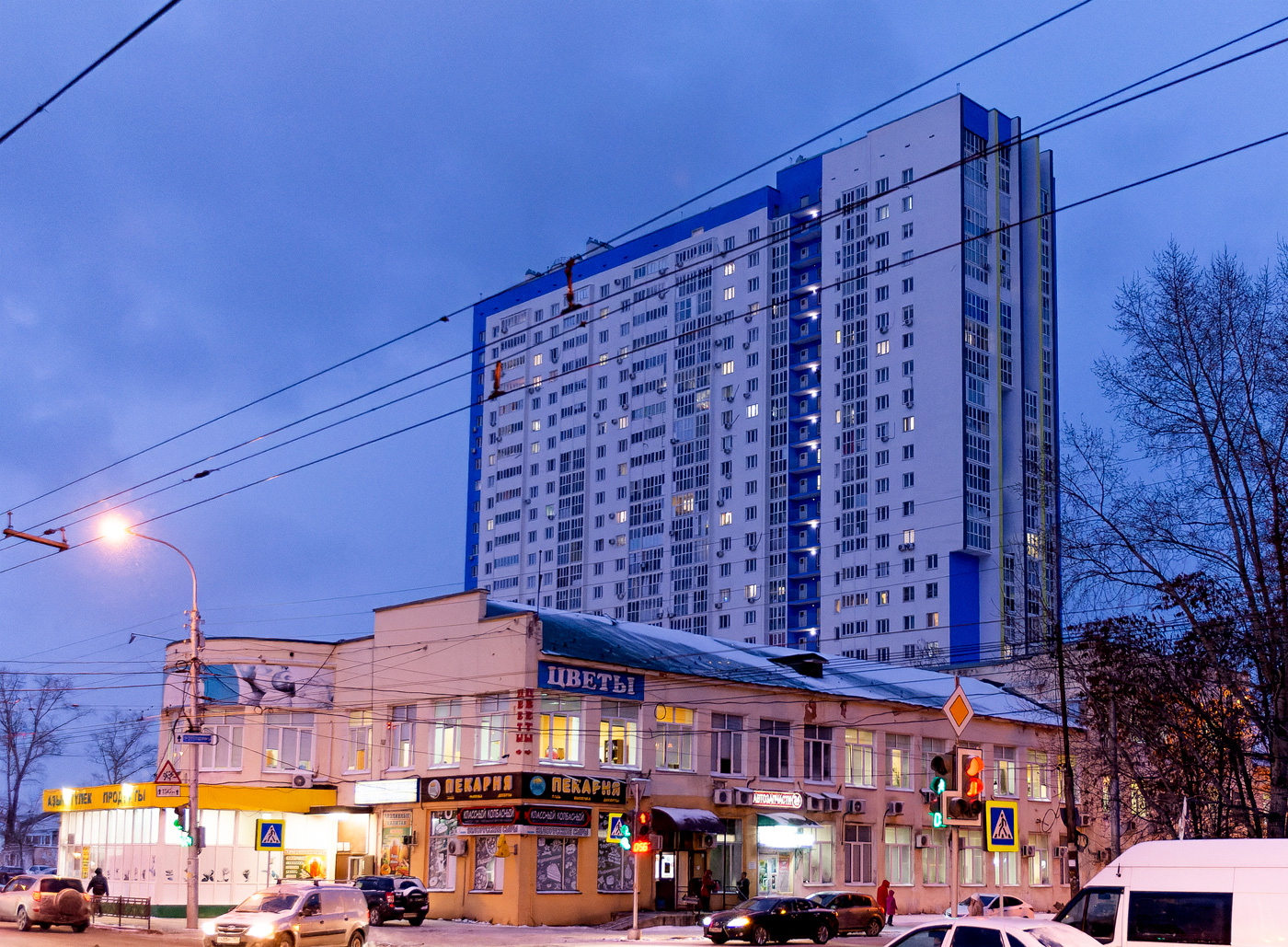 Уфа, Улица Фурманова, 6; Индустриальное шоссе, 119