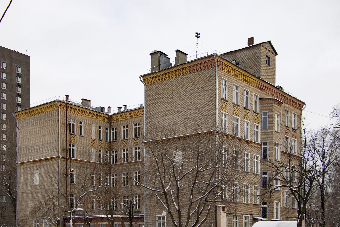 Москва, Улица Верхние Поля, 15 корп. 2