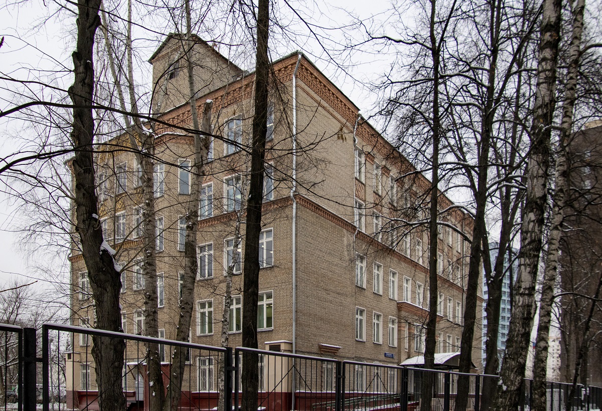 Москва, Улица Верхние Поля, 15 корп. 2