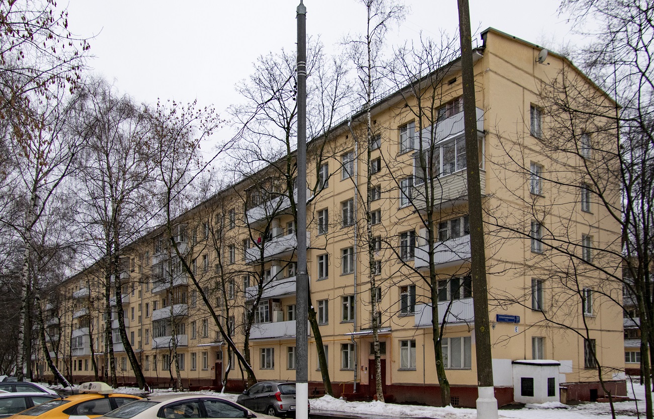 Москва, Улица Героев Панфиловцев, 27 корп. 2