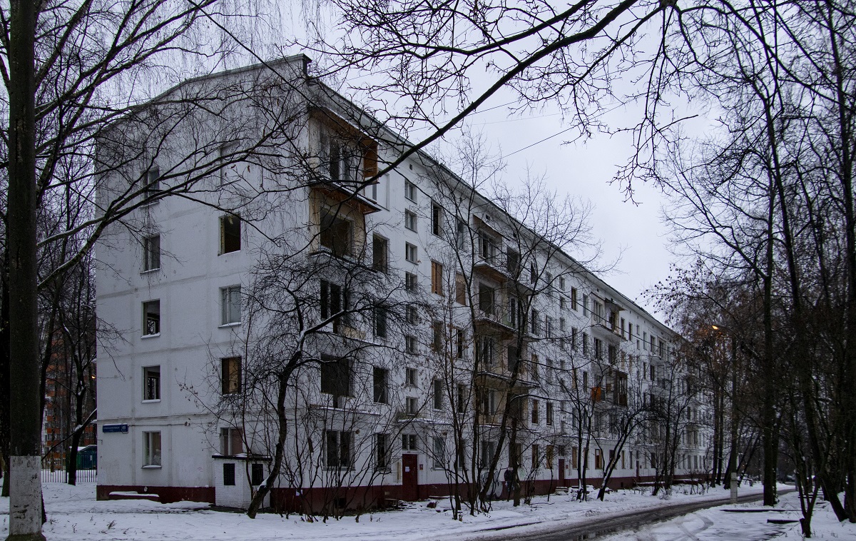 Москва, Улица Героев Панфиловцев, 49 корп. 1