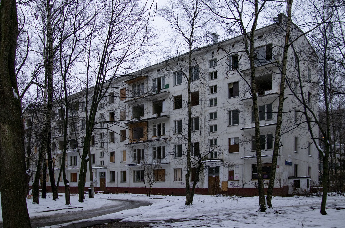 Москва, Улица Героев Панфиловцев, 49 корп. 2