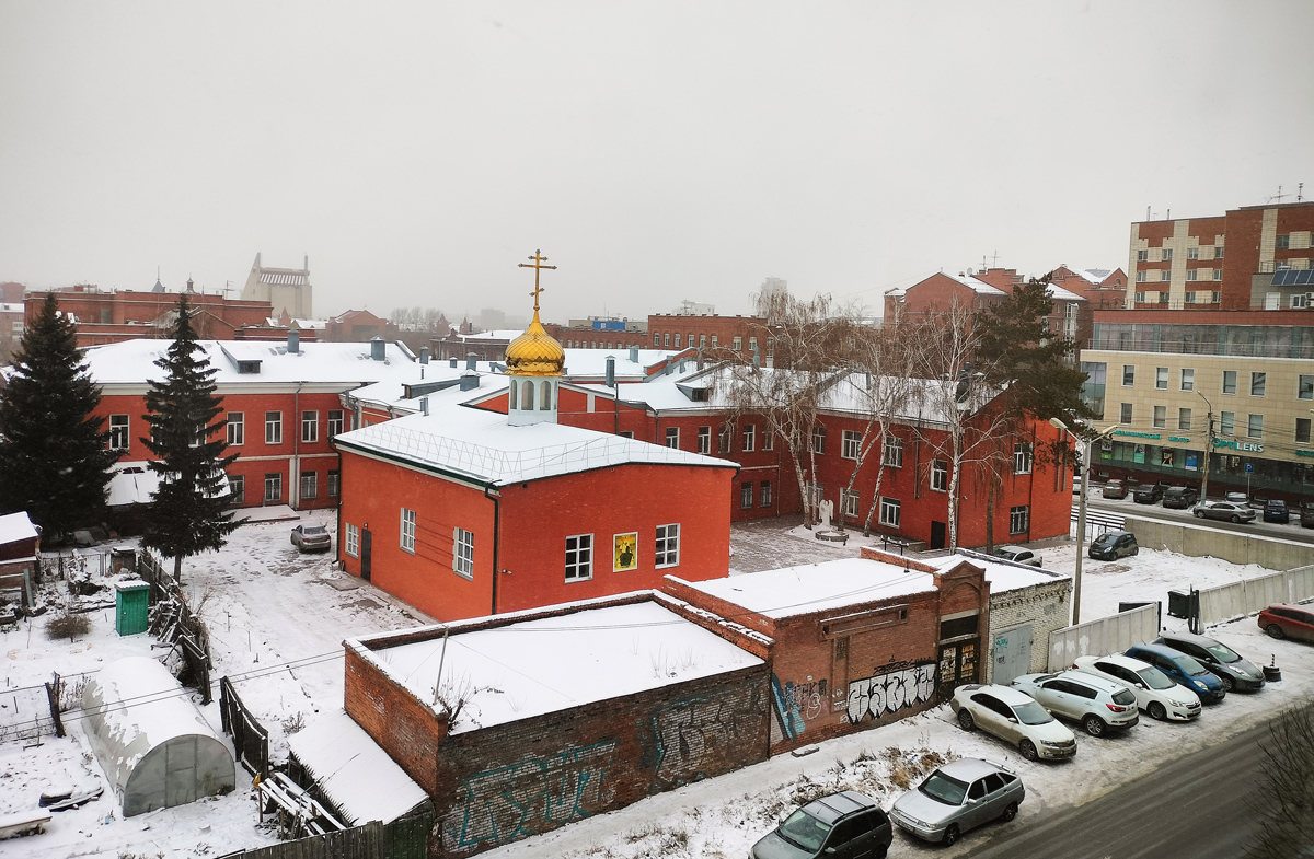 Omsk, Улица Лермонтова, 56 / Улица 30 лет ВЛКСМ, 61