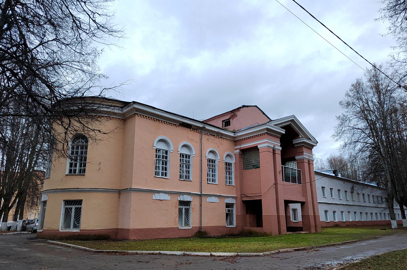 Правдинский, Степаньковское шоссе, 8