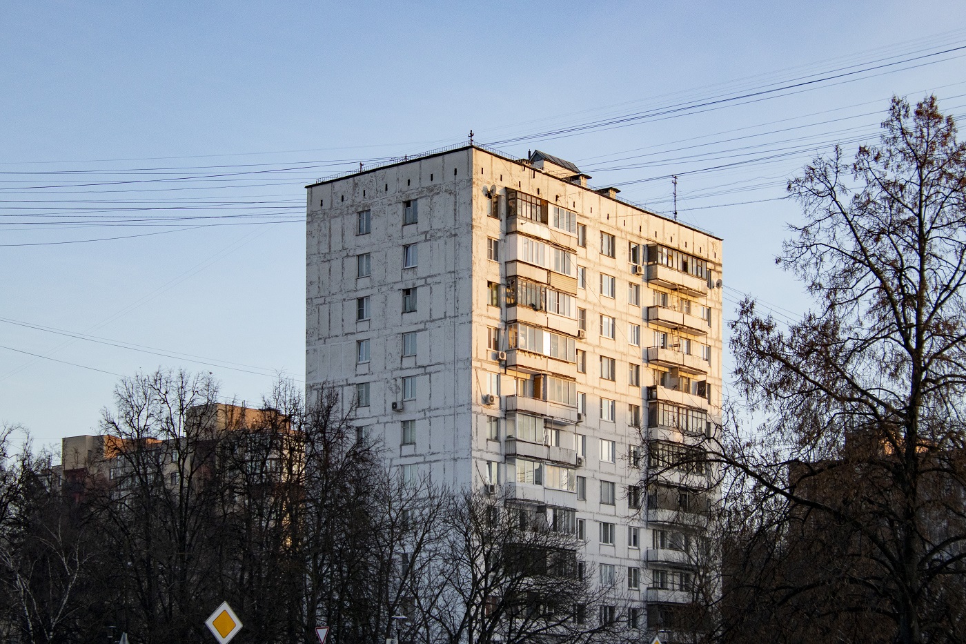 Москва, Бульвар Яна Райниса, 19 корп. 1