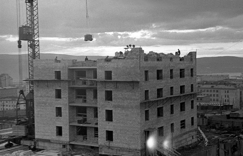 Murmansk, Улица Капитана Буркова, 39