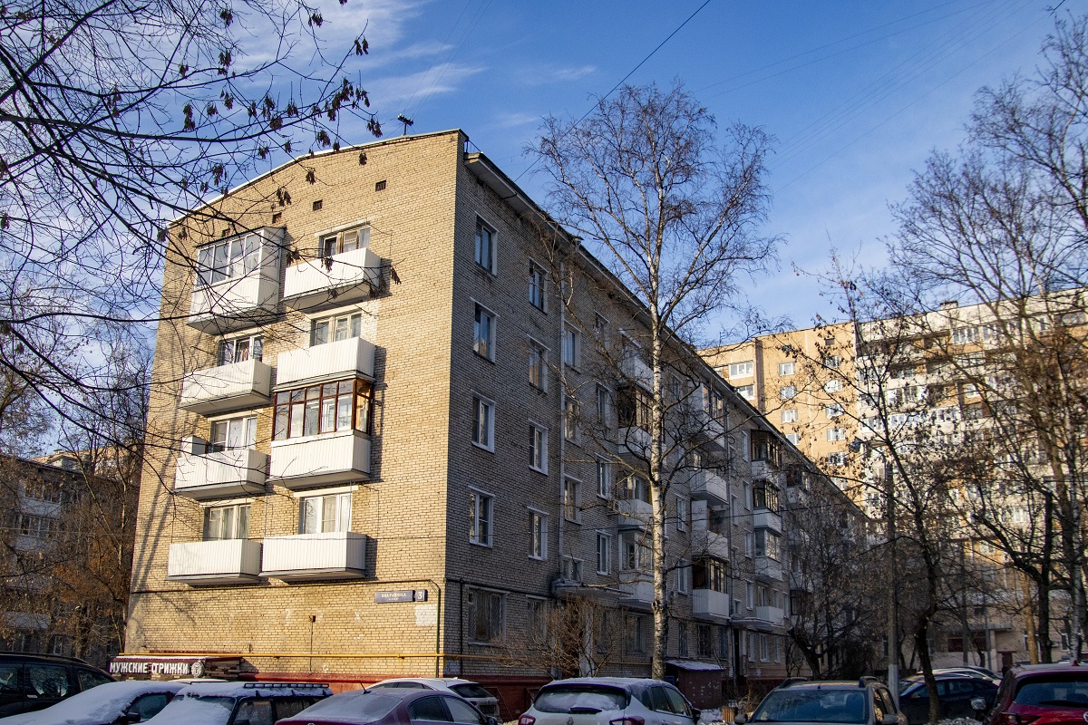 Москва, Бульвар Яна Райниса, 3