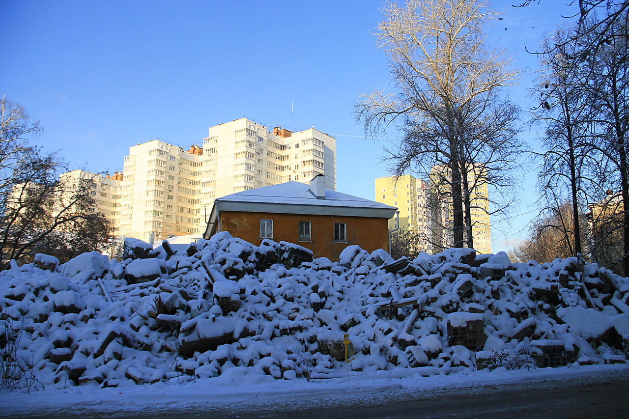 Пермь, Краснофлотская улица, 17