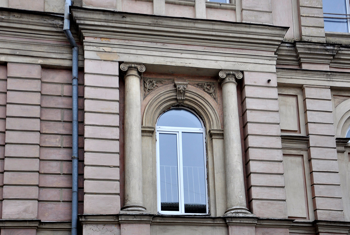 Харьков, Сумская улица, 9 / Рымарская улица, 12
