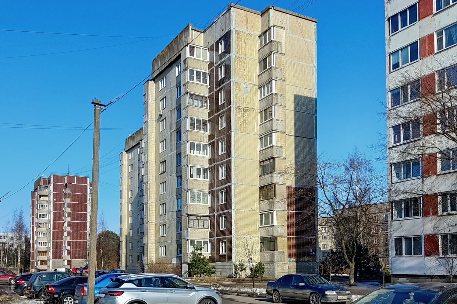 Кировск, Молодёжная улица, 3; Молодёжная улица, 8