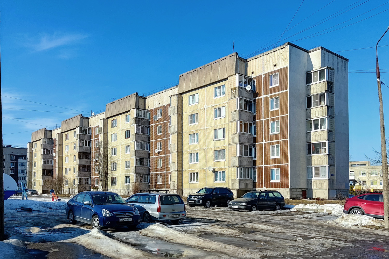 Кировск, Ладожская улица, 10