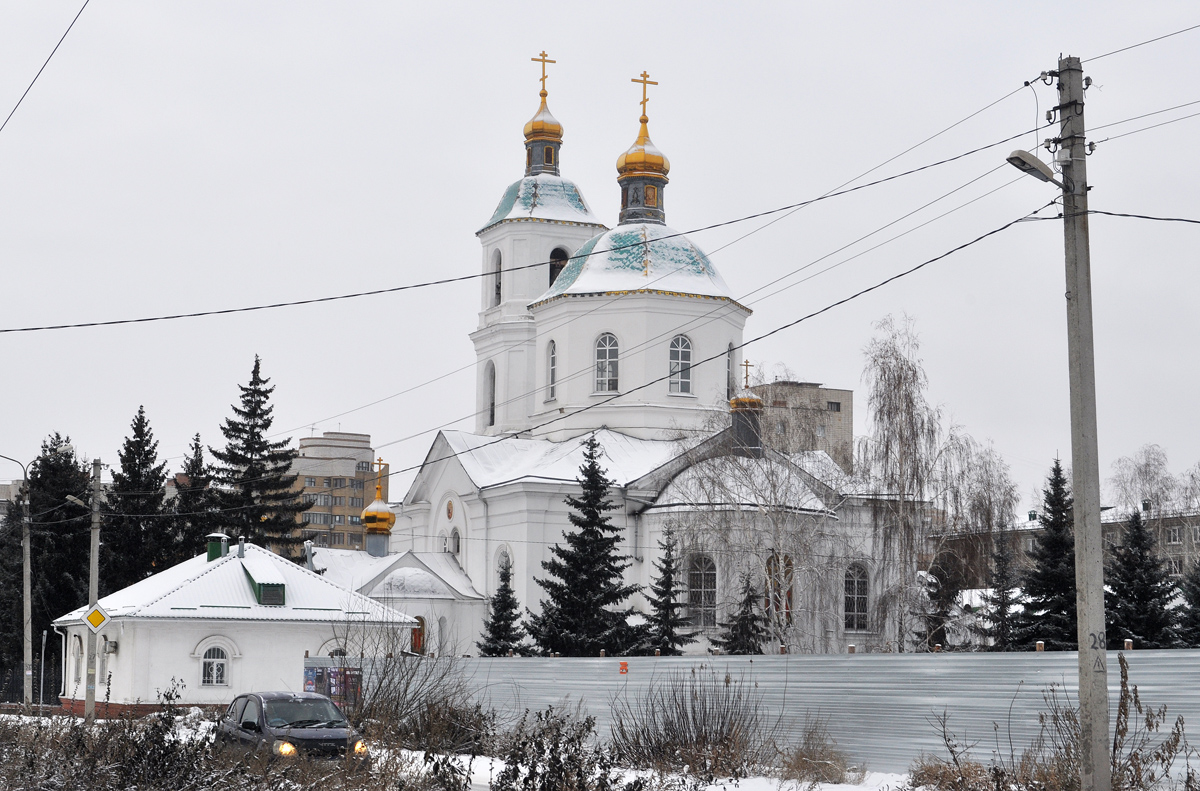 Омск, Тарская улица, 33; Тарская улица, 33/2