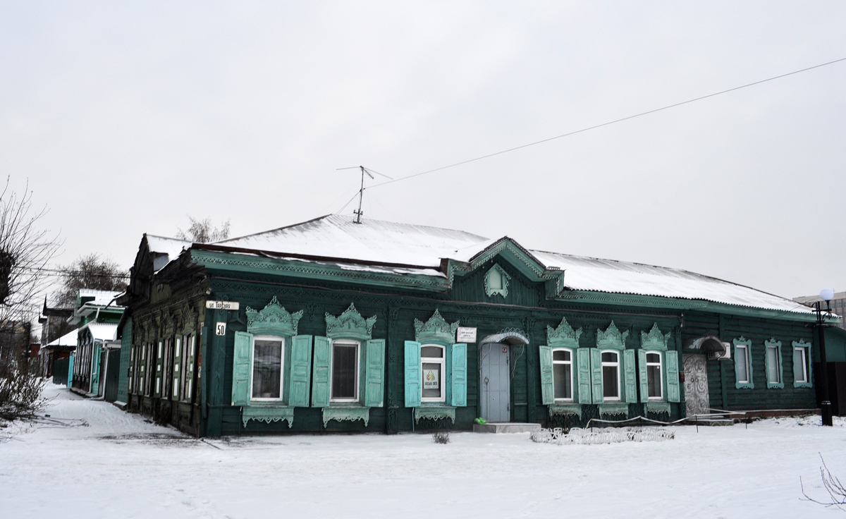 Omsk, Тарская улица, 50 / Улица Рабиновича, 82