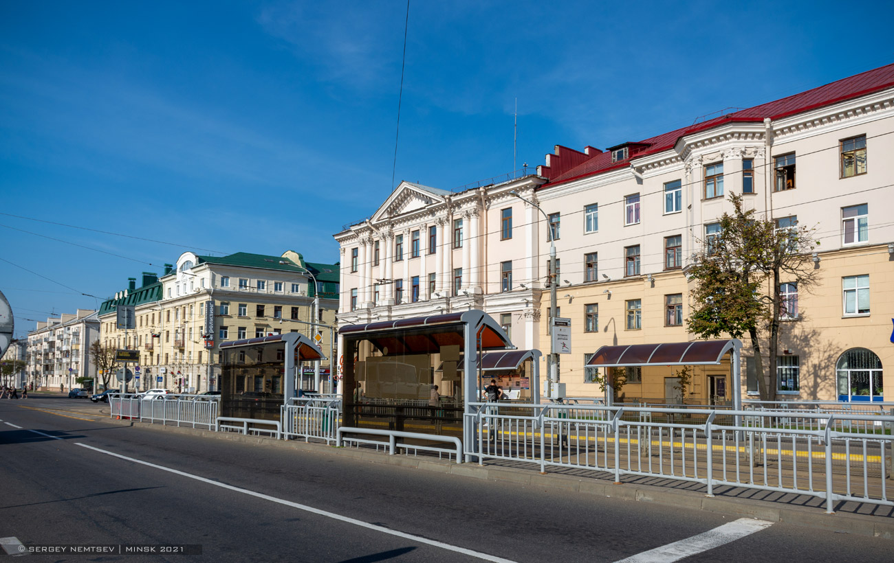 Минск, Красная улица, 13 / Проспект Машерова, 12; Проспект Машерова, 8; Проспект Машерова, 10 / Красная улица, 12