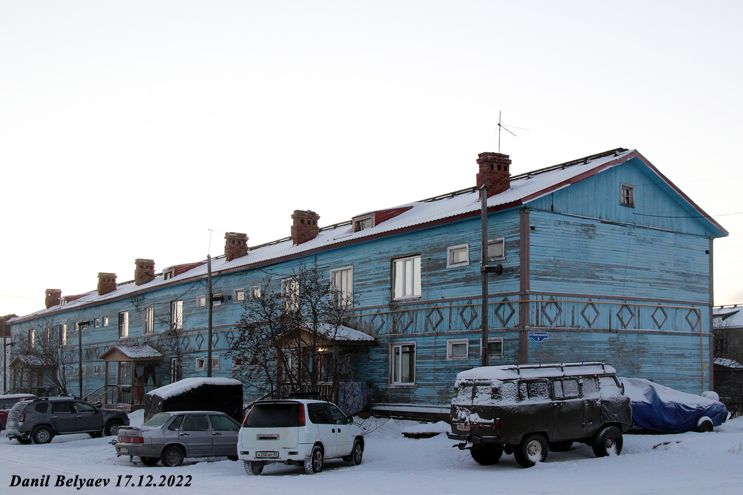 Iskateley, Улица Монтажников, 3
