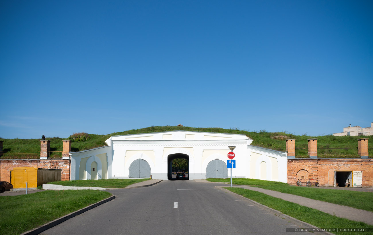 Brest, Улица Героев обороны Брестской крепости, 58
