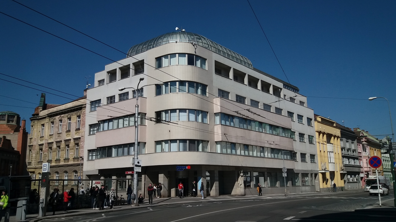 Hradec Králové, Československé armády, 402
