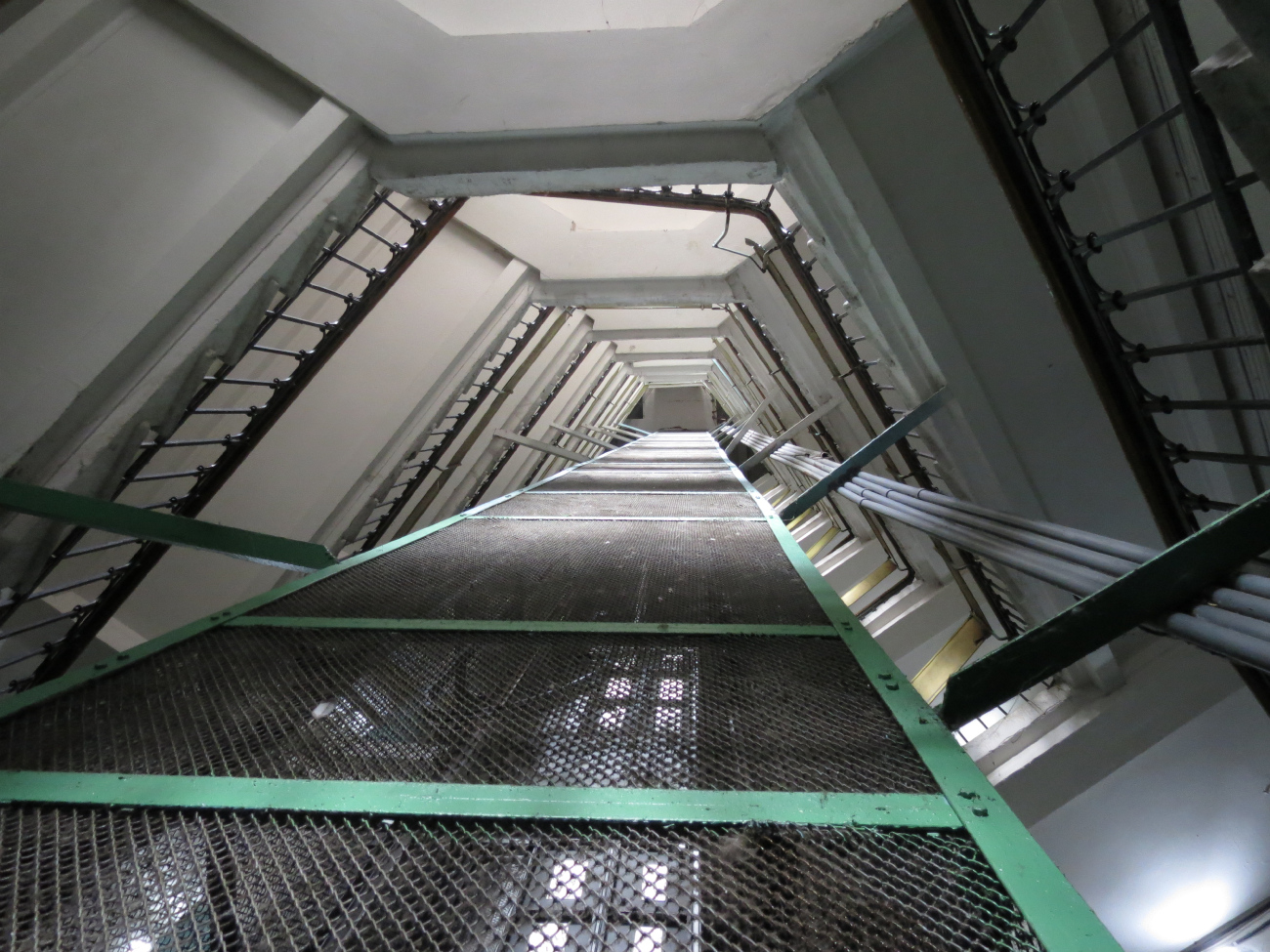 Минск, Проспект Независимости, 47 / Красная улица, 22