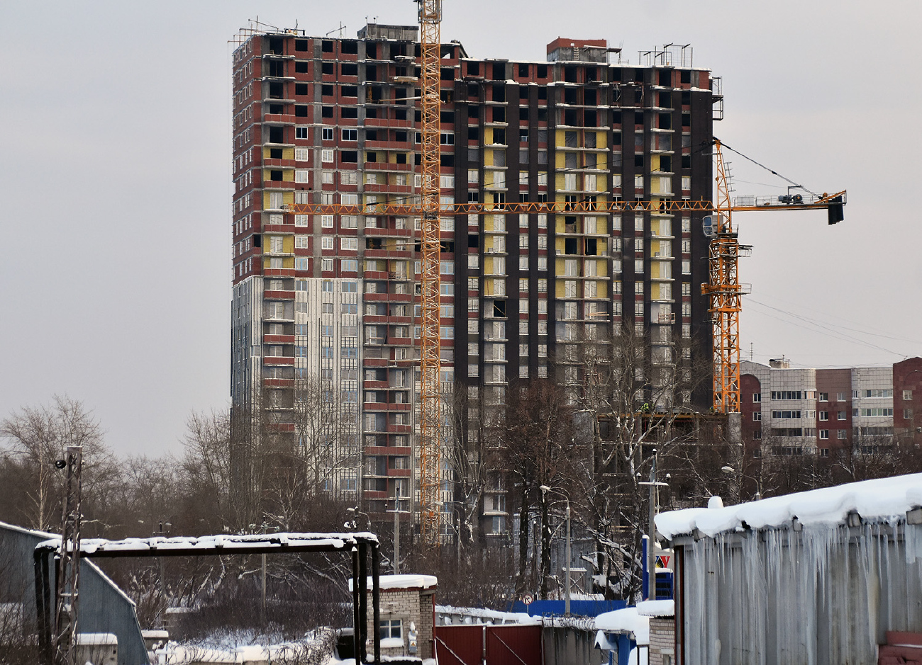 Perm, Улица Барамзиной, 38