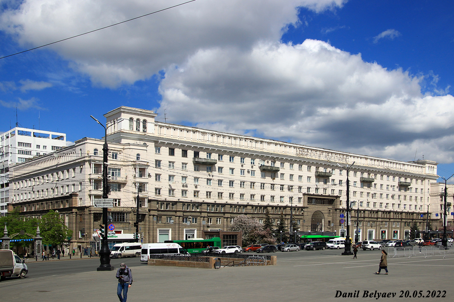 Челябинск, Проспект Ленина, 54 / Улица Цвиллинга, 36