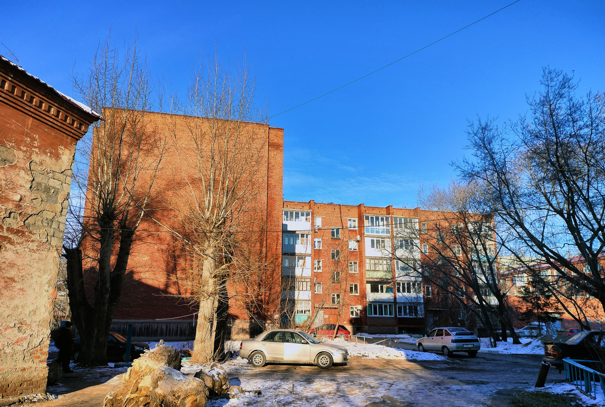 Омск, Улица Арсеньева, 10Б