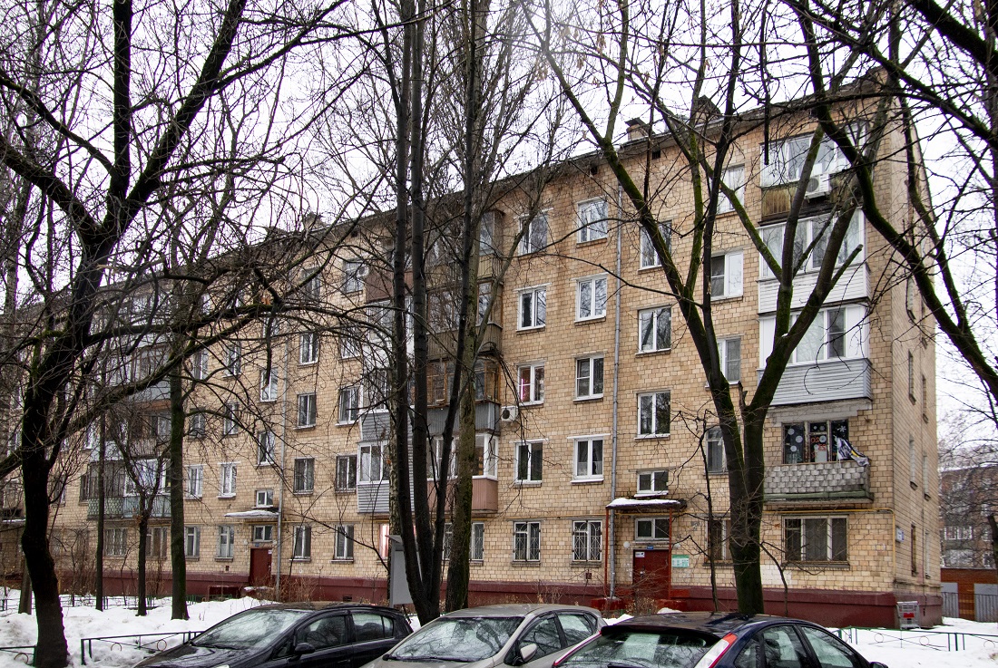 Химки, Кольцевая улица, 10
