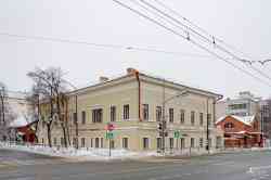 561 КБ
