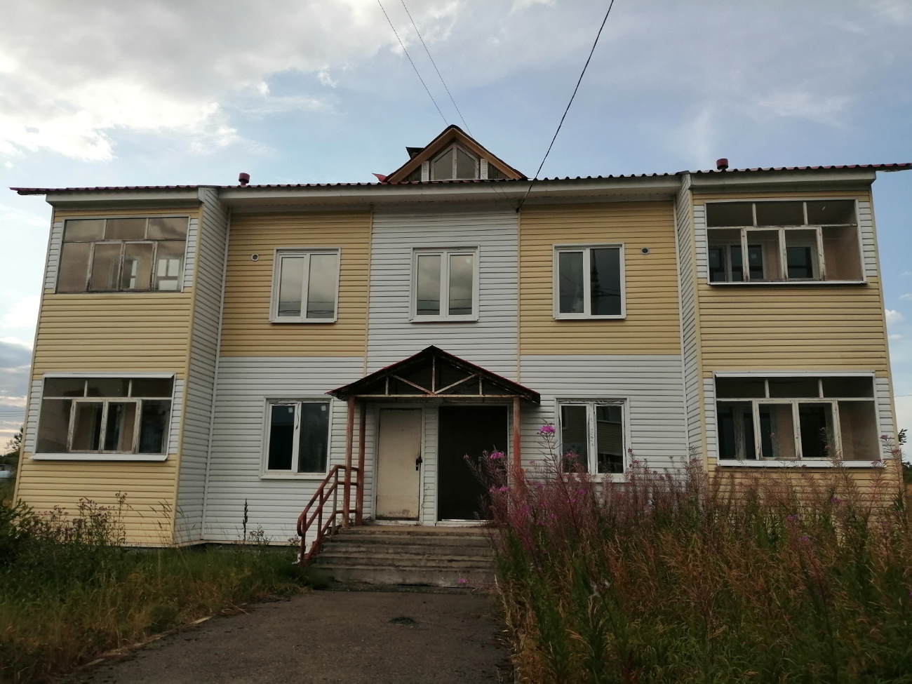 Березники, Улица Строителей, 32