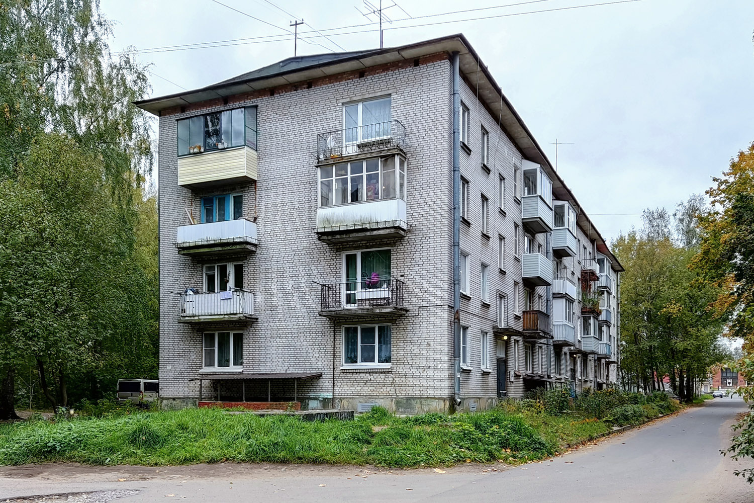 Ломоносовский район, прочие н. п., Лебяжье, Комсомольская улица, 3