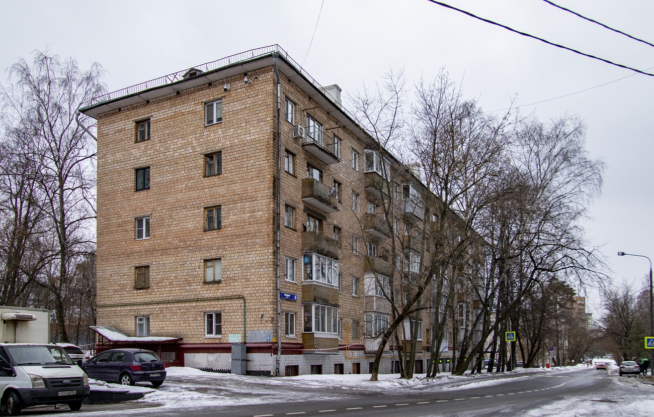 Moscó, Сосновая аллея, 6