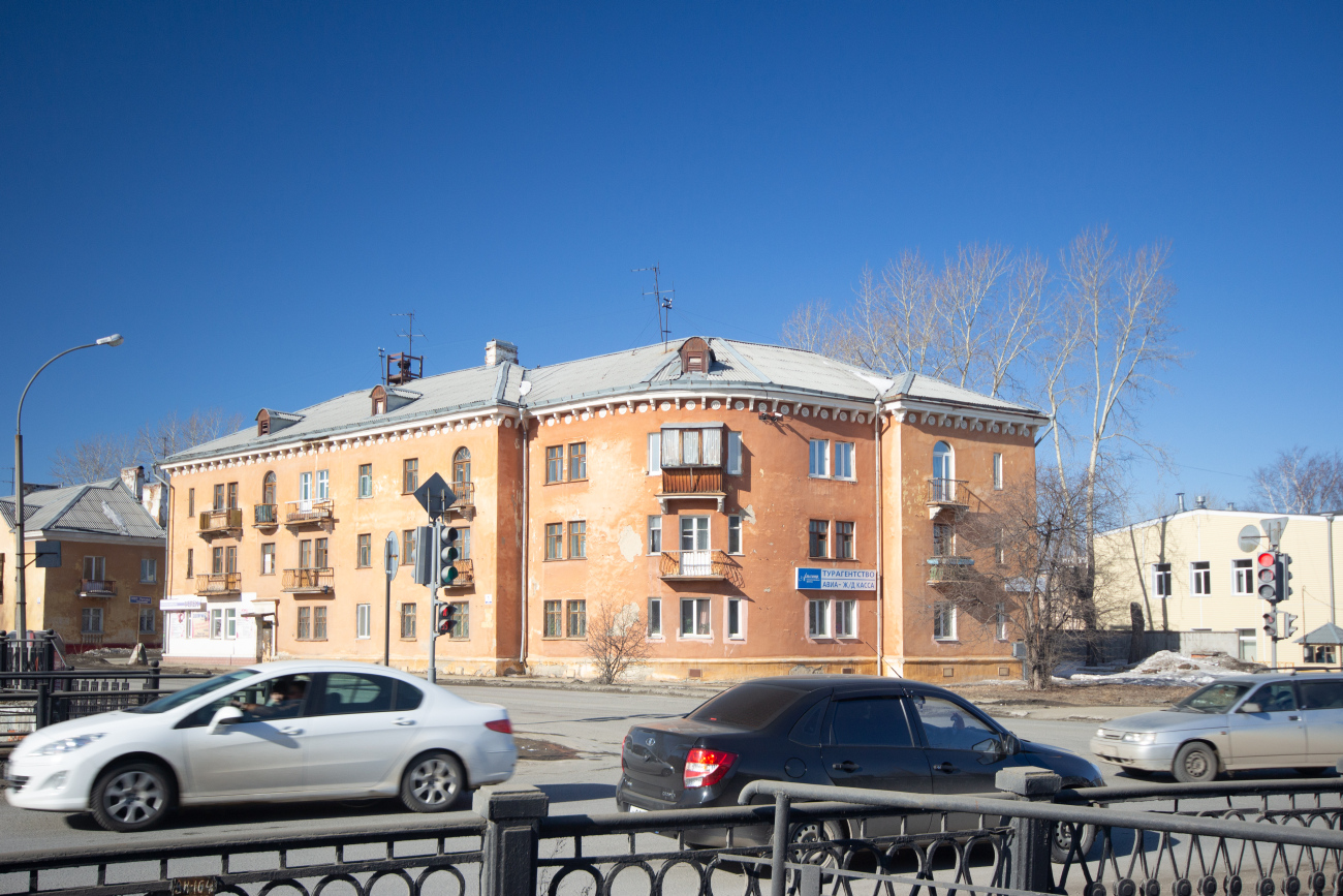Новоуральск, Заречная улица, 1