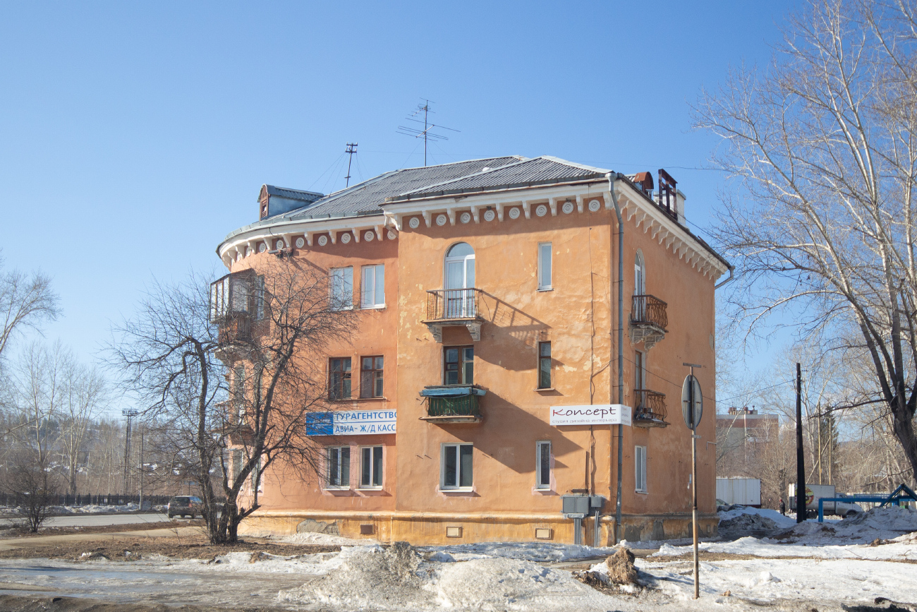 Новоуральск, Заречная улица, 1